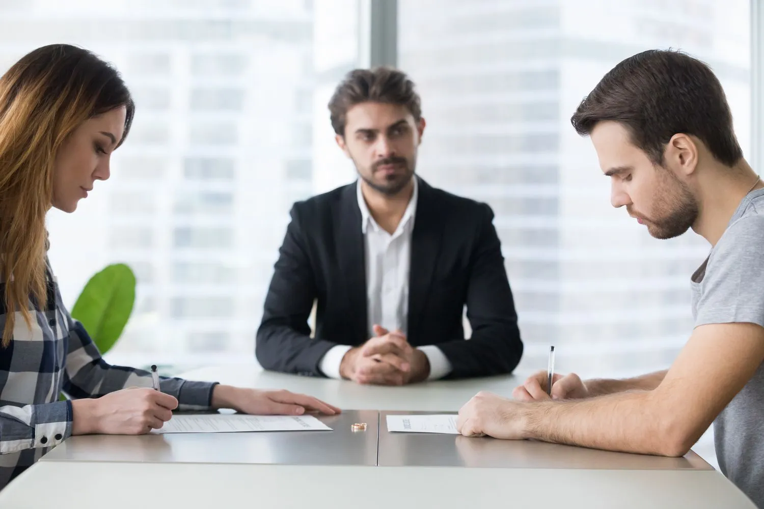How EH Mediation Guides Couples Toward Fair and Balanced Outcomes Salford